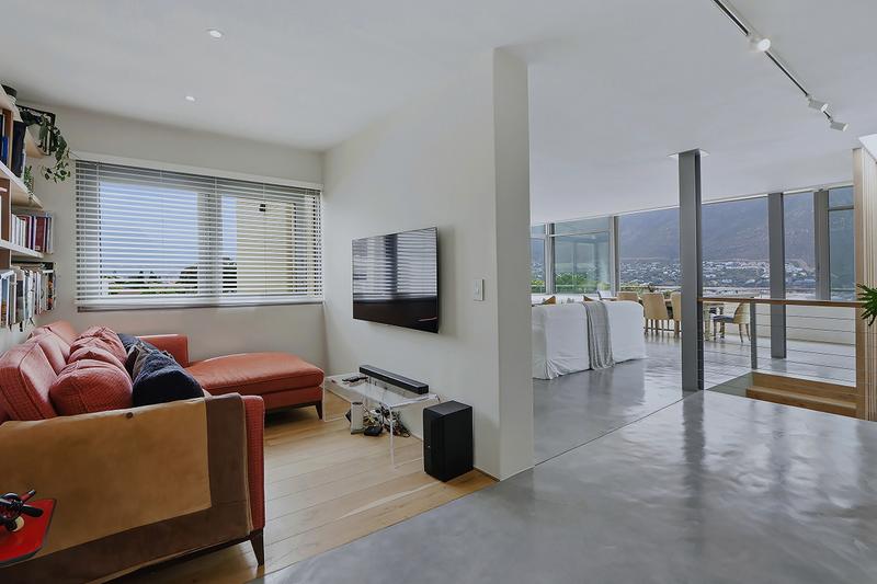 4 Bedroom Property for Sale in Hout Bay Western Cape